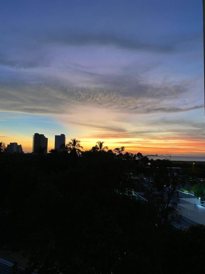Near To Horizonte Beach, Airport Apartment